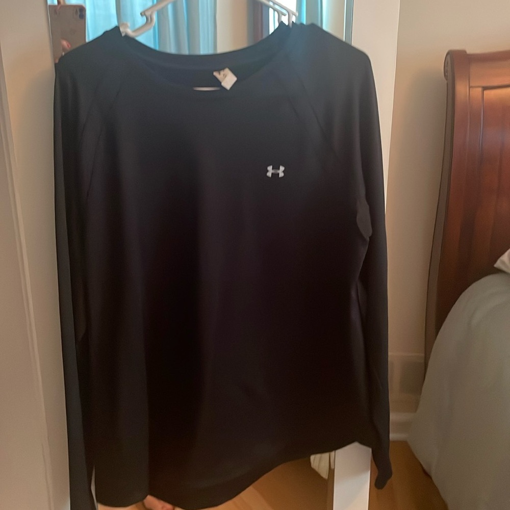 Under armour cold gear womens top XL